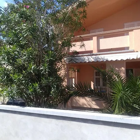 Apartman Mia Vir Exterior photo